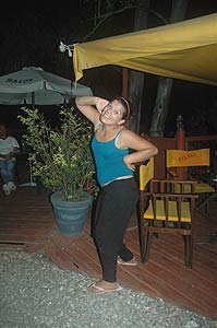 sin disfraz, pero...