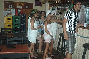 competencia al comilon...